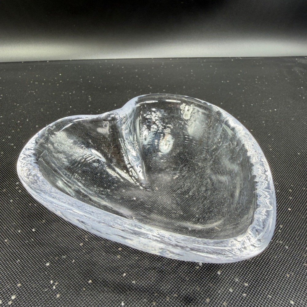 Simon Pearce Hand Blown Glass Heart Bowl Clear Textured Crystal Signed 5 Inch - Picture 10 of 12